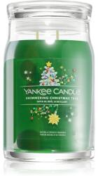 Yankee Candle Shimmering Christmas Tree lumânare parfumată Signature 567 g