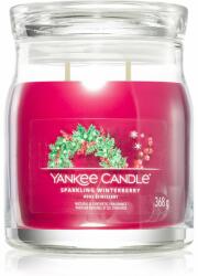 Yankee Candle Sparkling Winterberry lumânare parfumată Signature 368 g