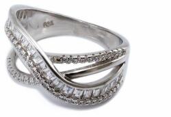 Ékszershop Köves áttört hullámos ezüst gyűrű (2141689)