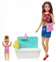 Mattel - Barbie bébiszitter-fürdető