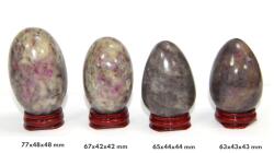  Ou din Rubin in Cordierit Mineral Natural 63-77 x 42-48 x 42-48 mm - 1 Buc