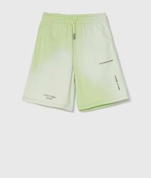 Calvin Klein Jeans gyerek pamut rövidnadrág zöld - zöld 152