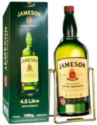 Jameson whisky + díszdoboz, kiöntő állvány (4, 5l - 40%)