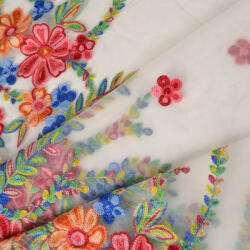 Takoy Hímzett fehér tüll Carmen - színes virágok