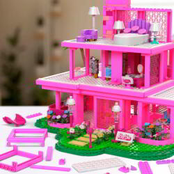 Mattel MEGA Barbie DreamHouse 1795 darabos készlet (HPH26)