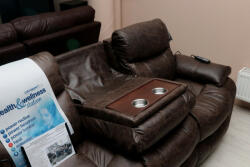  3 személyes relax kanapé wellness funkciókkal raktárról vásárolható - Palmer (Palmer-3-szem-wellness-kanape)