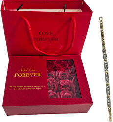 Aranjamente florale - Set cadou Cutie Love Forever rosu, trandafiri rosii din sapun si bratara fashion