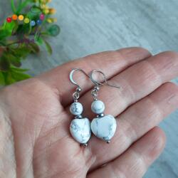 Kristály Jóga Shop Howlit 6 mm-es ásvány fülbevaló, szívvel