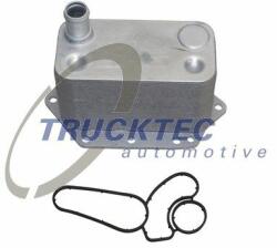 Trucktec Automotive Olajhűtő, motorolaj TRUCKTEC AUTOMOTIVE 08.18. 020