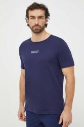 United Colors of Benetton pamut póló sötétkék, férfi, nyomott mintás - sötétkék M - answear - 8 790 Ft