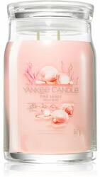 Yankee Candle Pink Sands lumânare parfumată Signature 567 g