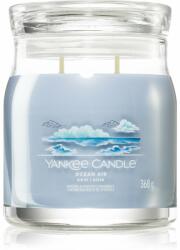 Yankee Candle Ocean Air lumânare parfumată Signature 368 g