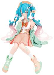 Furyu Figurina Hatsune Miku Noodle Stopper Hatsune Miku Love Sailor Citrus Cream, 14 cm (FRYU40368) Figurina