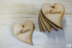  Natúr fa - "Mama" gravírozott szív 5cm 10db/csomag (KB-1812)