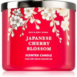 Bath & Body Works Japanese Cherry Blossom lumânare parfumată 411 g
