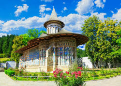 Enjoy 1062 - Voronet Monastery, Suceava - 1000 db-os puzzle