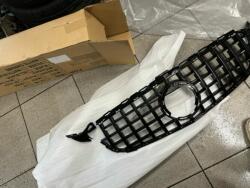  Mercedes Benz W205 C205 C-osztály 2018-2021 fekete hűtőrács Panamerica AMG GT stílusban SZÉLE TÖRÖTT