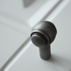 AT GW23_G031 bútorgomb, antik fém színű (GW23_G031)