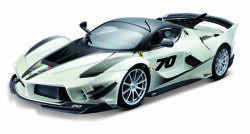 Bburago 1: 18 Ferrari TOP FXX-K EVO No. 70 (alb/negru) (BB16012W)