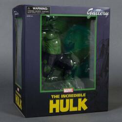 Diamond Select Toys Marvel Gallery: A hihetetlen Hulk dioráma figura 28 cm (12730)