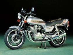 TAMIYA 1: 12 Honda CB 750F motorkerékpár makett (300014006)