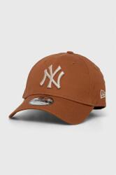 New Era pamut baseball sapka barna, nyomott mintás, NEW YORK YANKEES - barna Univerzális méret