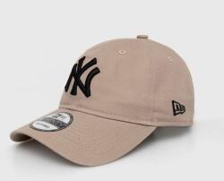 New Era pamut baseball sapka bézs, nyomott mintás, NEW YORK YANKEES - bézs Univerzális méret - answear - 9 990 Ft