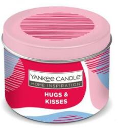 Yankee Candle Illatgyertya Hugs & Kisses Sentiments Tin 113 gr YCE1444 Kifutó termék! (YCE1444)