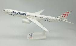 Airbus A330 Airbus A330-300 Brussels Airlines repülőgép modell OO-SFX