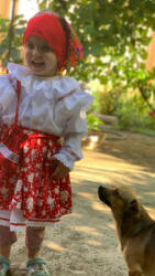 Ie Traditionala Costum Traditional Fetite 1-8 ani ( model rosu si alb ) - ietraditionala - 199,00 RON