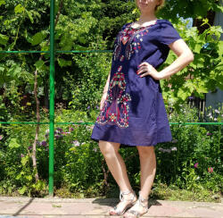 Ie traditionala Rochie Traditionala Ani 2