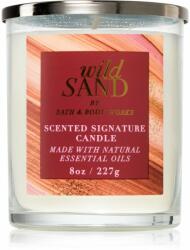 Bath & Body Works Wild Sand lumânare parfumată 227 g