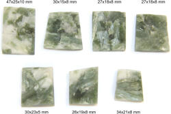 Cabochon Cuart cu Turmalina Verde Natural Druzy - Patrat - Dreptunghi - 25-38x23-30x8-13 mm - 1 Buc