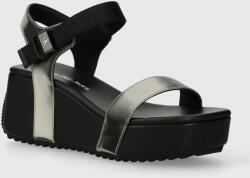Calvin Klein Jeans szandál WEDGE BLOCK SANDAL METALLIC DC fekete, YW0YW01366 - fekete Női 37