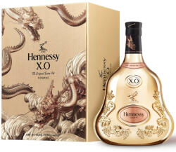 Hennessy XO 0, 7l 40% DD (arany) by Yang Yongliang, sárkány Edt