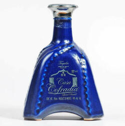 Casa Cofradia Reposado Ceramic Tequila (0, 7L 38%)