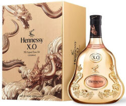 Hennessy XO (arany) by Yang Yongliang Sárkány Edition. (40% 0, 7L)