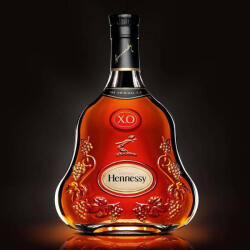 Hennessy XO Luminous Cognac (Világítós) (40% 0, 7L)