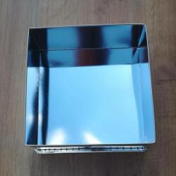 Jakub Felcman Tortaforma négyzet 25x25cm - Jakub Felcman (f263)