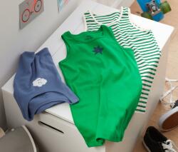 Tchibo 3 trikó 1x kék, egy helyen nyomott felhőmintával, 1x zöld-fehér csíkos, 1x zöld, egy helyen nyomott csillagmintával 86/92