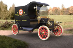 ICM Model T 1912 Light Delivery Car 1: 24 (24008)