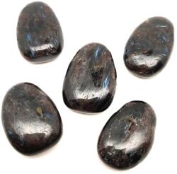 R. M. ékszer Átfúrt Arfvedsonite csepp medál (020871)