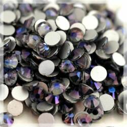 Zodiac - strasszkő ss20 Violet Black