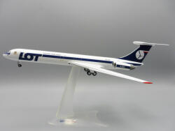 Ilyushin IL-62 Iljusin IL-62M LOT repülőgép modell SP-LBD
