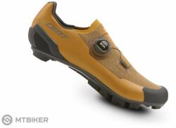 DMT KM30 kerékpáros cipő, barna (EU 44)