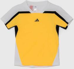 Adidas gyerek póló sárga, nyomott mintás - sárga 176 - answear - 20 990 Ft