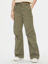 Calvin Klein Jeans Pantaloni din material Parachute Pant J20J222609 Kaki Regular Fit
