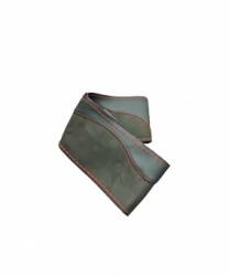 Alemarauto Husa volan imitatie alcantara neagra cusatura rosie cu ac si ata marime M (ALM 131123-4)