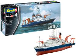 Revell German Research Vessel Meteor 1: 300 makett hajó (05218) (05218)