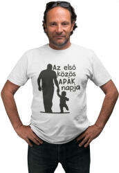  Az első közös apák napja - Férfi Póló (akanp1)